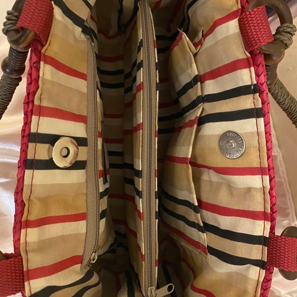 Fuschia straw tote - Picture 4 of 5